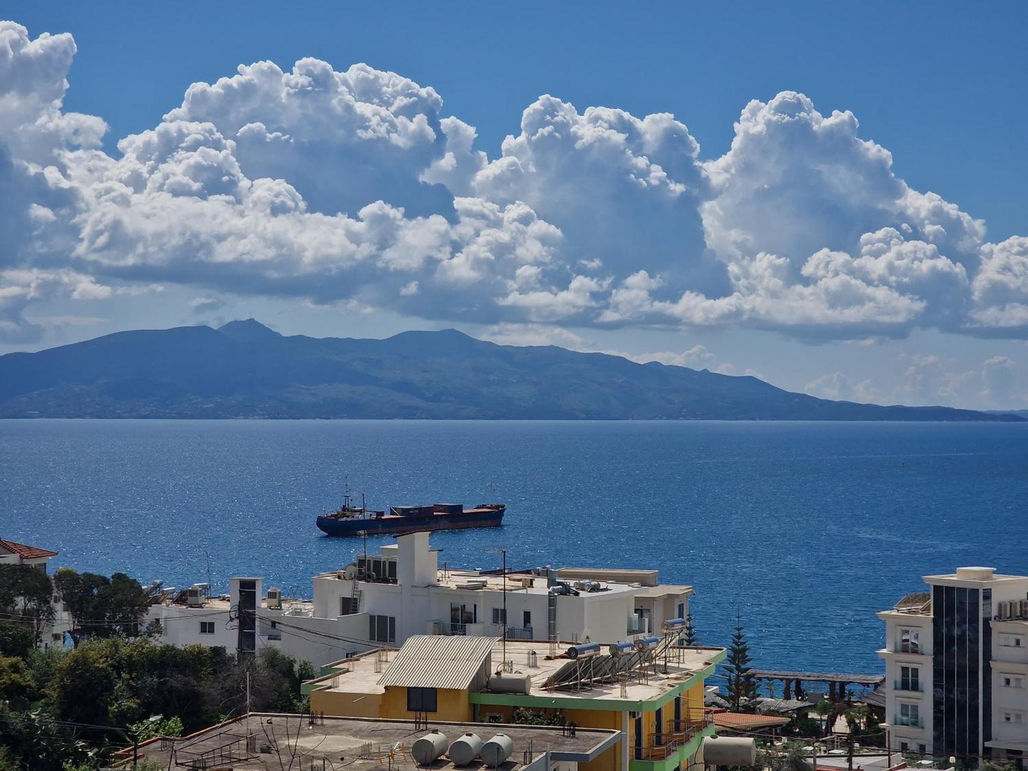 Joanna Suites Sarande Exterior photo